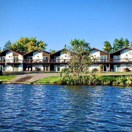 Bridge Inn Tomhawk - 2Nd Floor, 1 King Size Bed, Balcony, River View Tomahawk 外观 照片